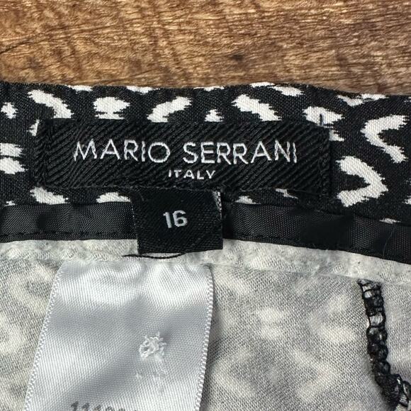 Mario Serrani Comfort Stretch Shorts Tummy Control Black White Print Size 16 - Picture 7 of 7